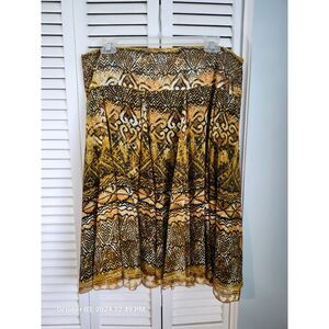 100% Silk Skirt size Large Black Gold Chico's